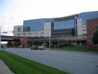 Eines der Krankenh�user auf dem Campus